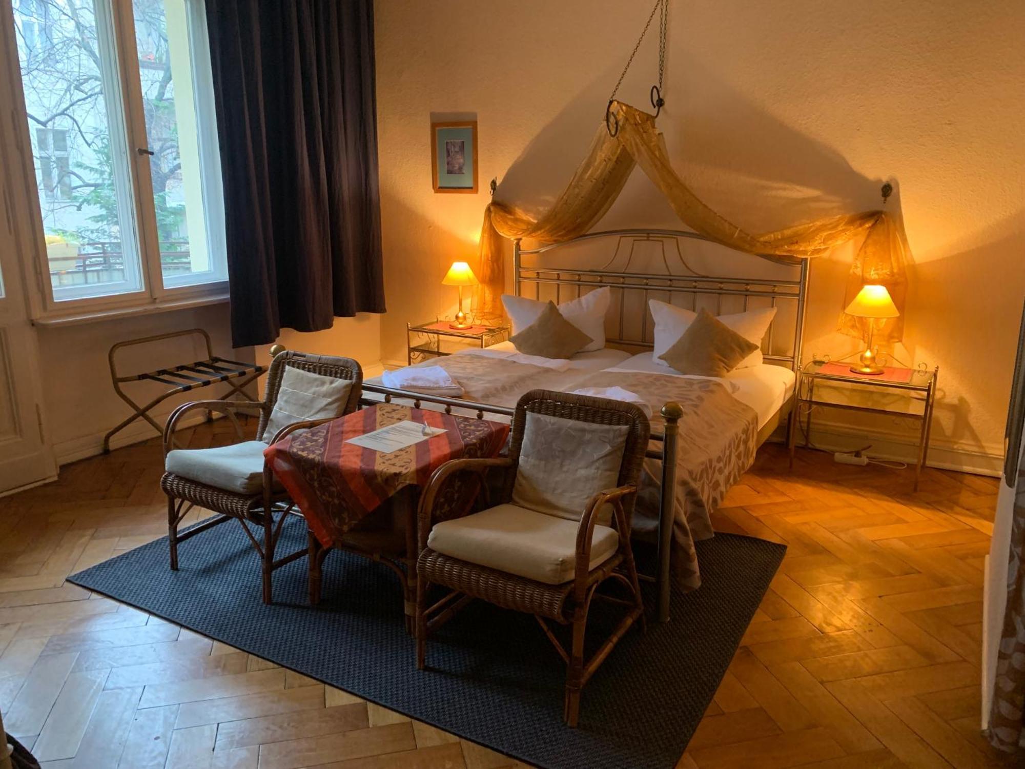 Hotel Pension Senta Berlin Eksteriør billede